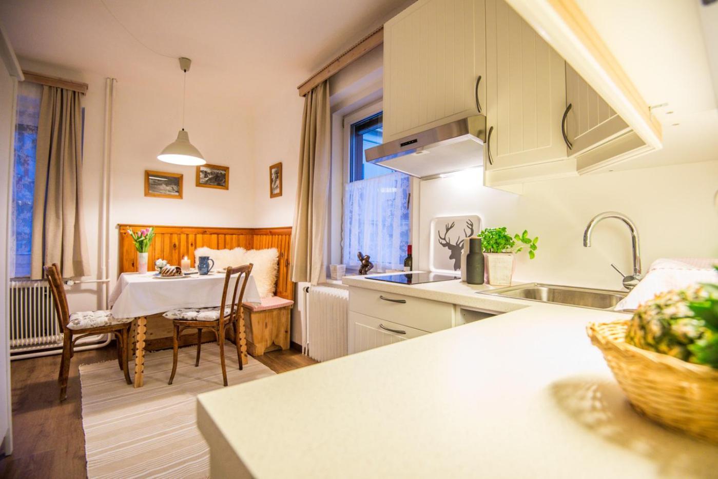 Haus Emma Lejlighed Bad Gastein Eksteriør billede